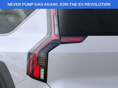 2026 Kia EV9 Light Long Range Captain's Chairs Pkg