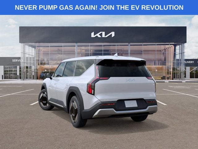 2026 Kia EV9 Light Long Range Captain's Chairs Pkg