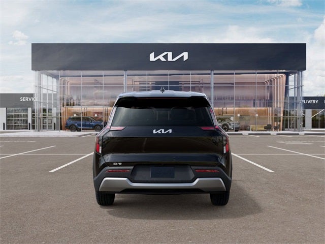 2026 Kia EV9 Light Long Range Captain's Chairs pkg