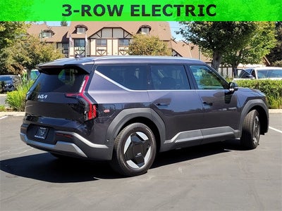 2026 Kia EV9 Wind