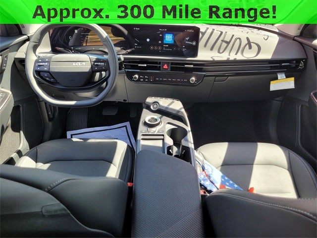 2025 Kia EV6 Wind LONG RANGE