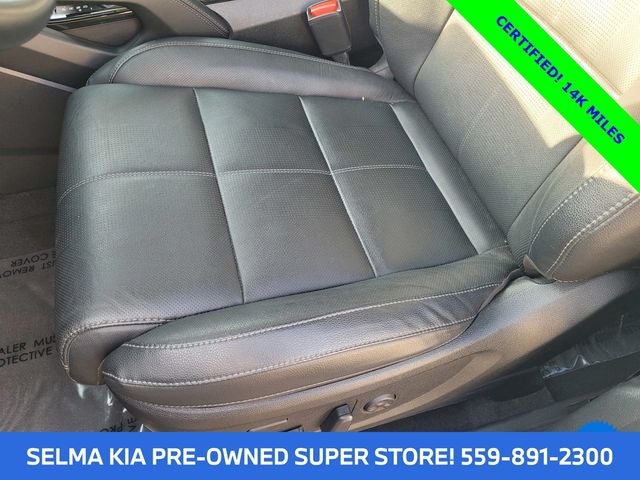 2025 Kia Telluride SX Captain's Chairs Pkg.