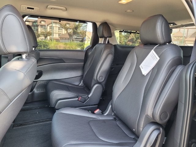 2027 Kia Carnival Hybrid EX