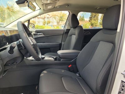 2027 Kia Sportage Hybrid LX
