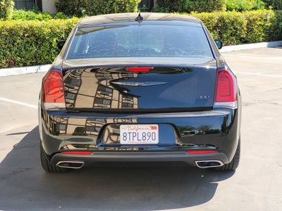 2020 Chrysler 300 Touring