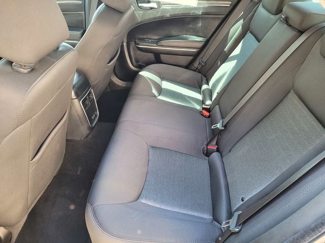 2020 Chrysler 300 Touring