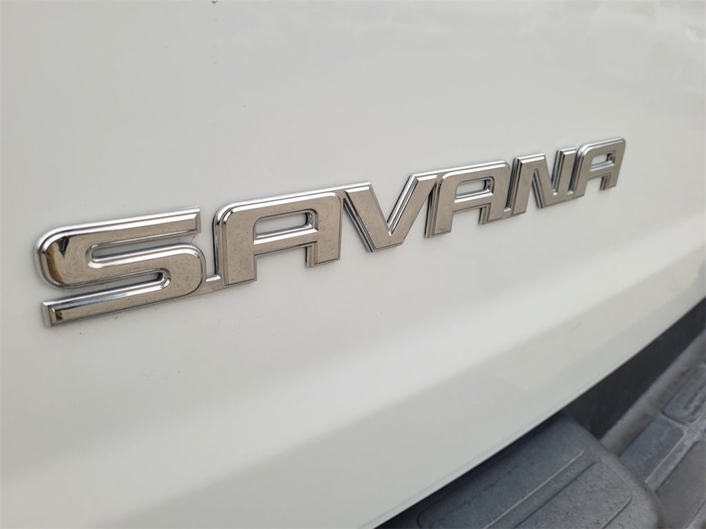 2023 GMC Savana 3500 LS