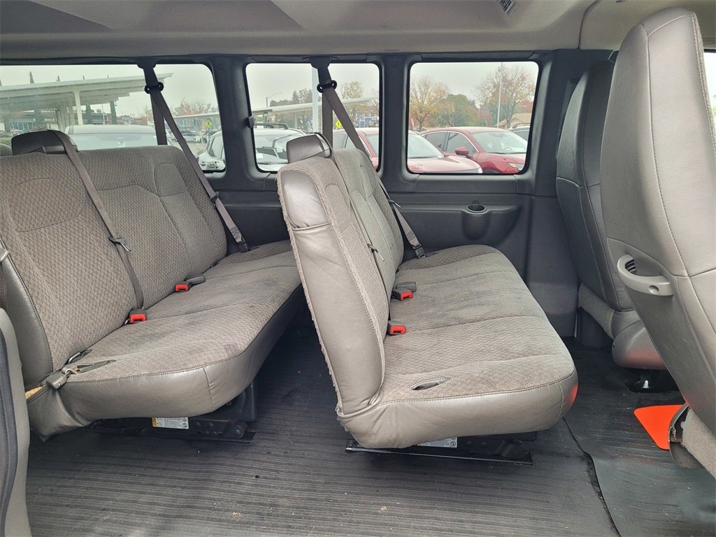 2023 GMC Savana 3500 LS