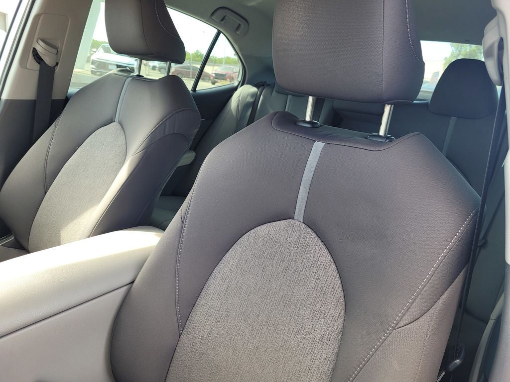 2023 Toyota Camry Hybrid LE