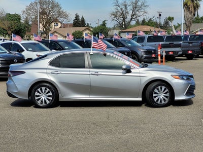 2023 Toyota Camry Hybrid LE