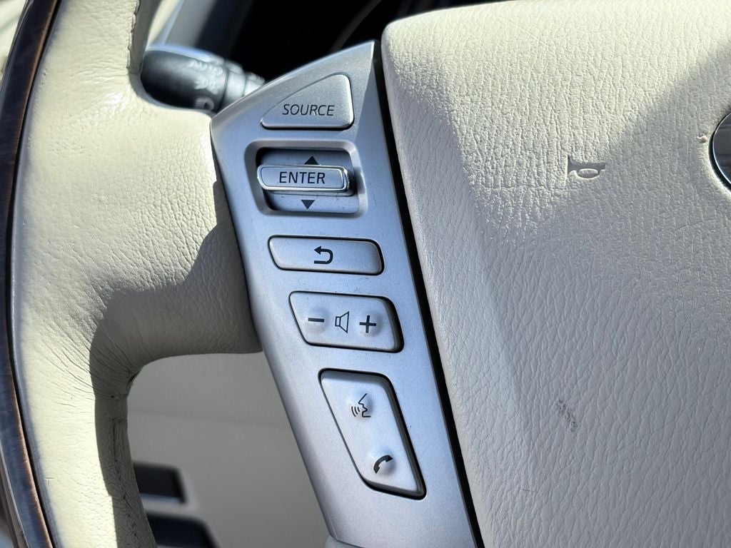 2016 INFINITI QX80 Base