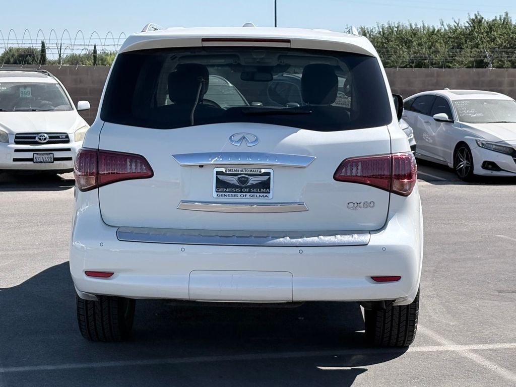 2016 INFINITI QX80 Base