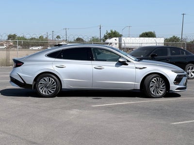 2025 Hyundai Sonata Hybrid Limited