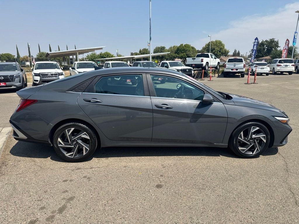 2024 Hyundai Elantra Limited