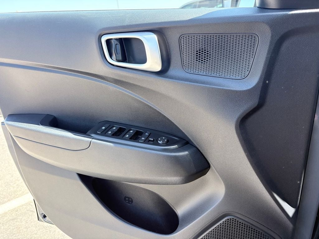 2025 Hyundai Venue SE