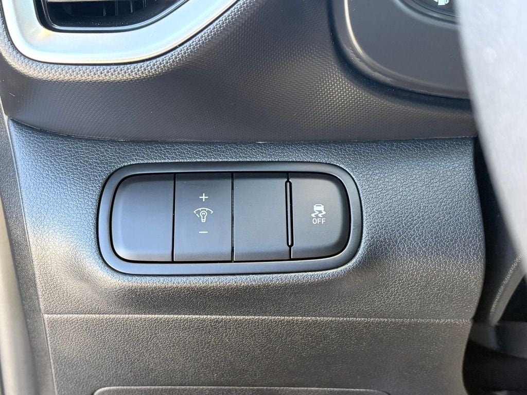 2025 Hyundai Venue SE