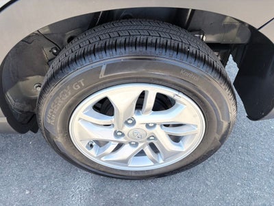 2025 Hyundai Venue SE