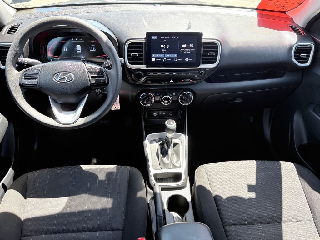 2025 Hyundai Venue SE