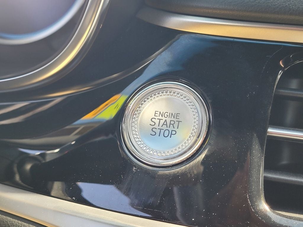 2024 Genesis G70 2.5T