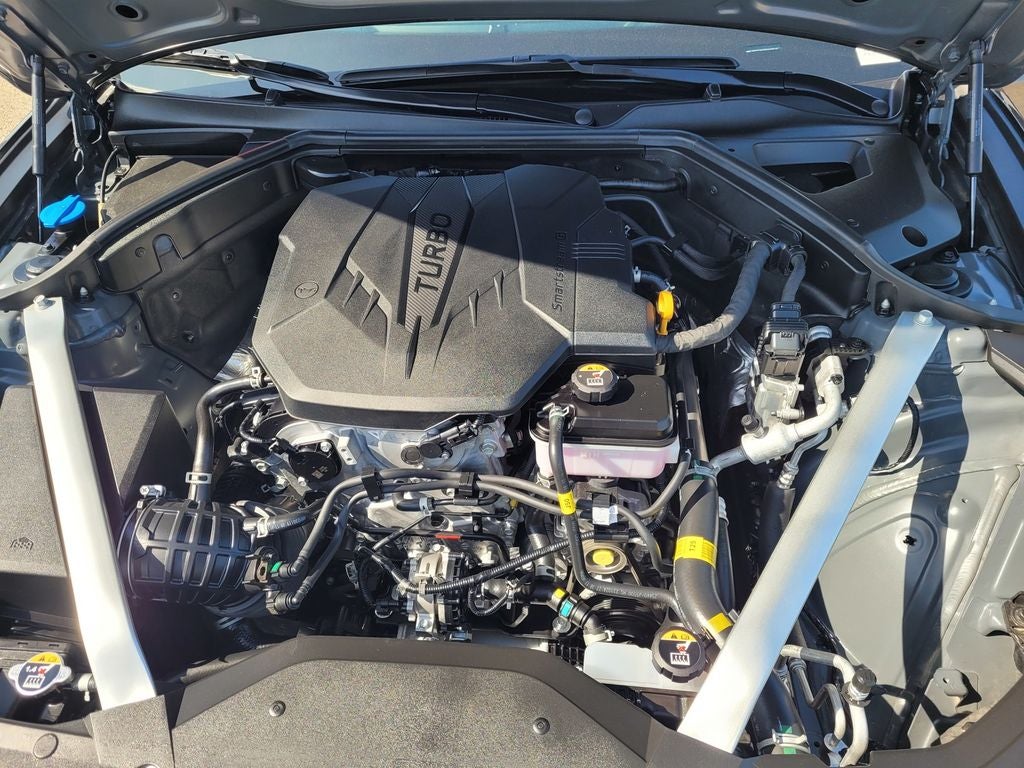 2024 Genesis G70 2.5T