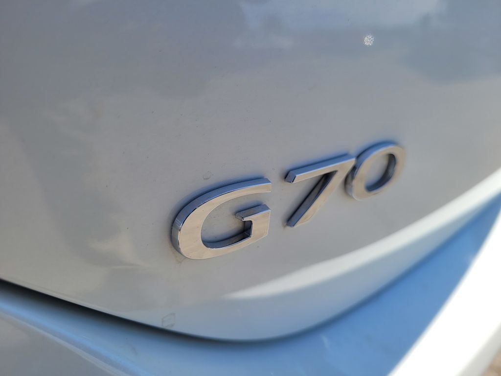 2025 Genesis G70 2.5T