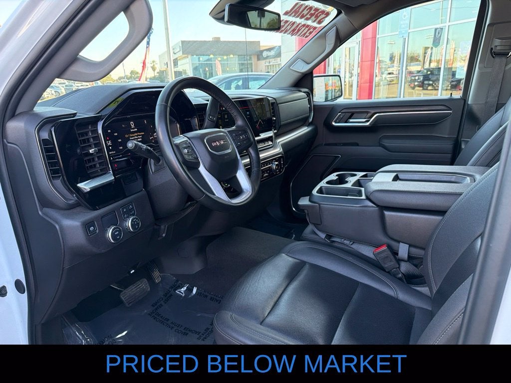 2025 GMC Sierra 1500 SLT