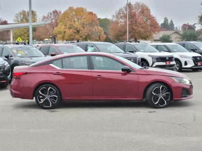 2024 Nissan Altima 2.5 SR