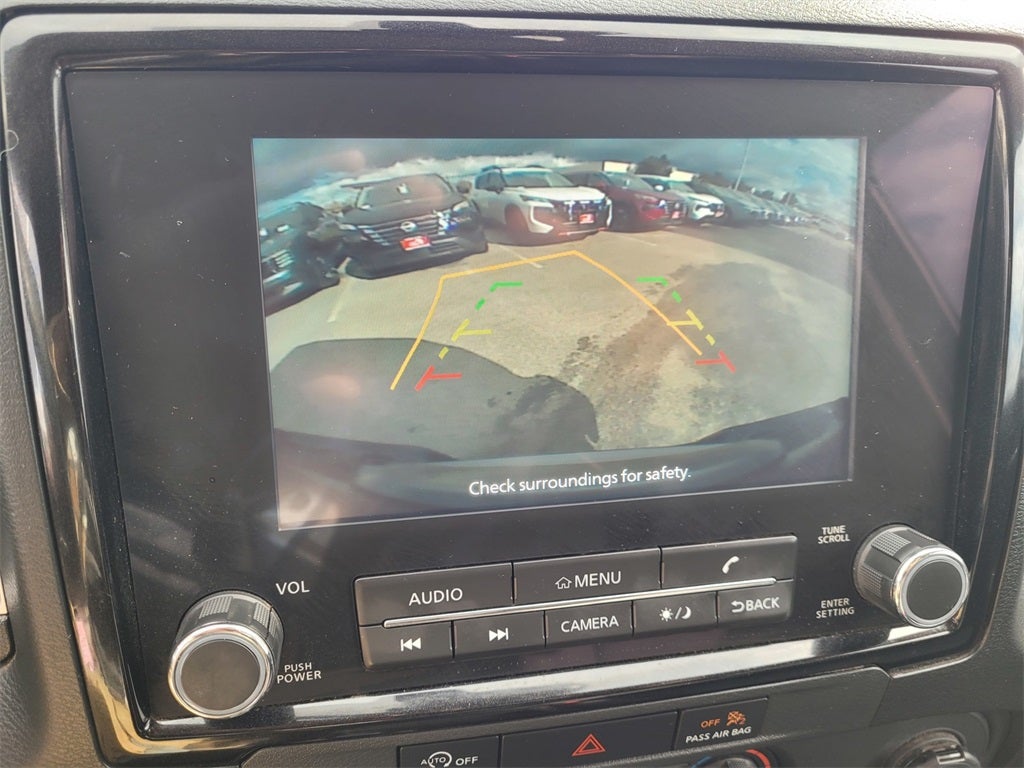 2023 Nissan Frontier SV