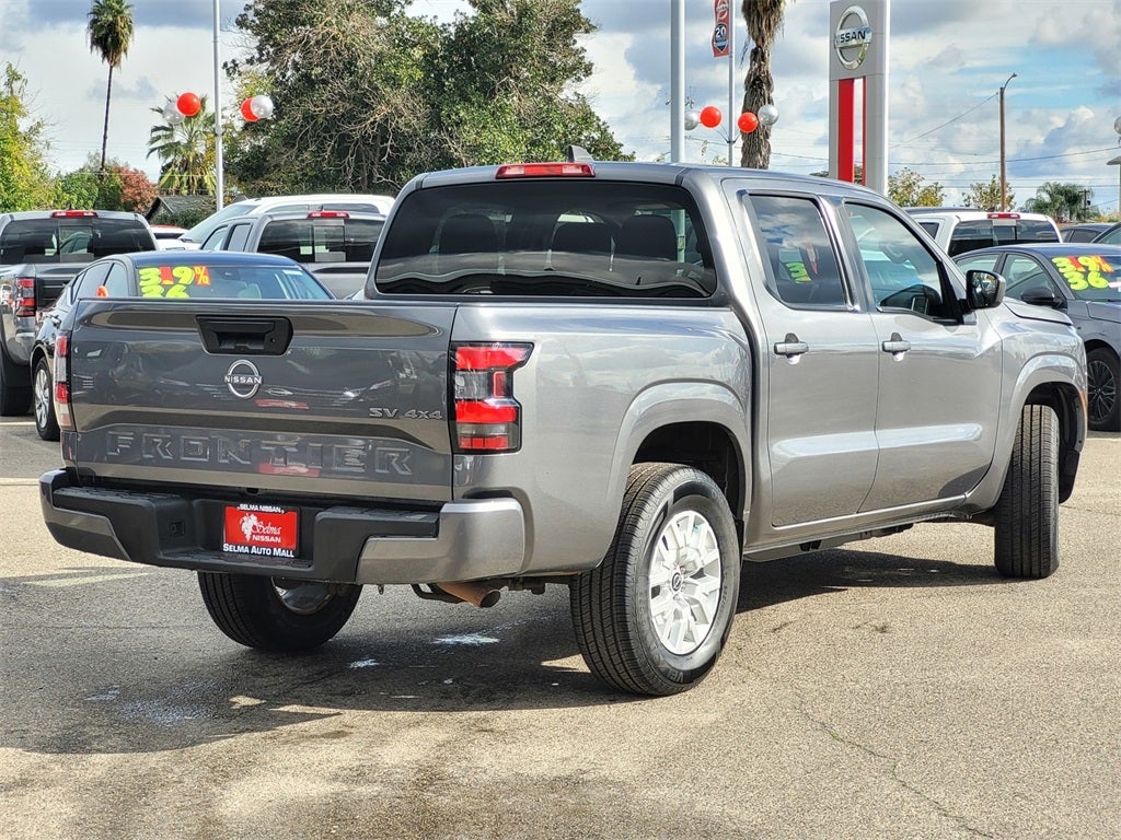 2023 Nissan Frontier SV