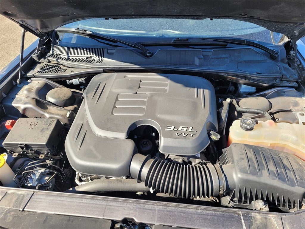 2022 Dodge Challenger SXT