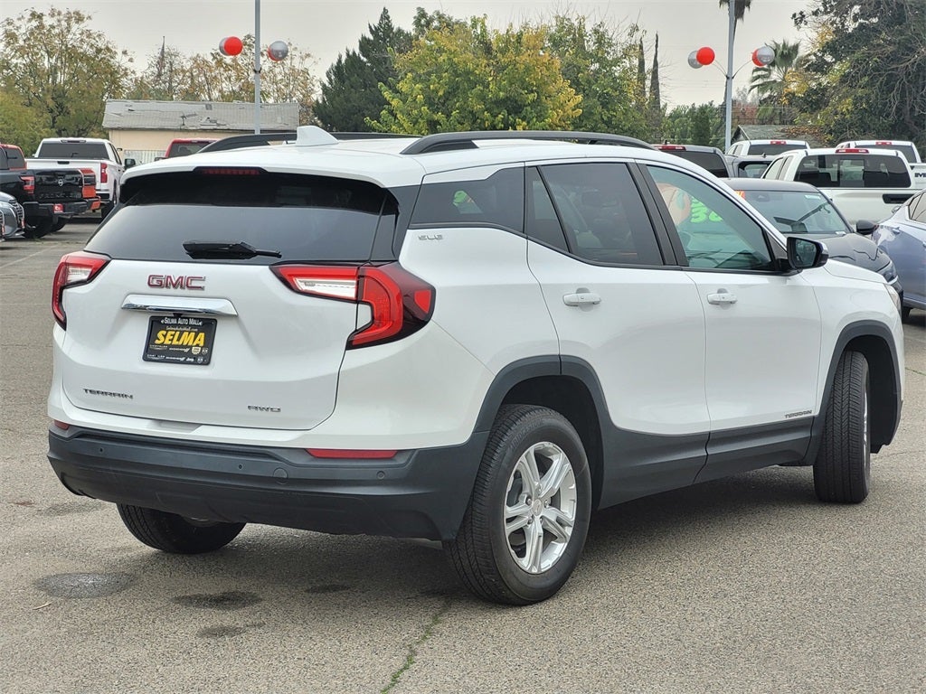 2023 GMC Terrain SLE