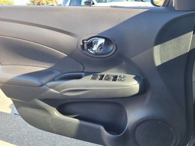 2016 Nissan Versa 1.6 SV