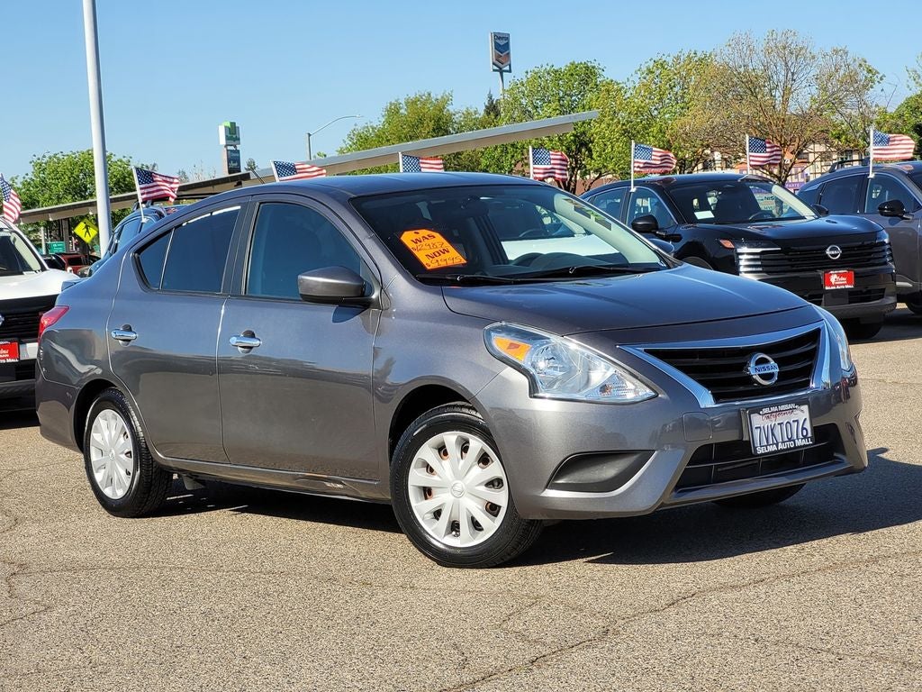 2016 Nissan Versa 1.6 SV