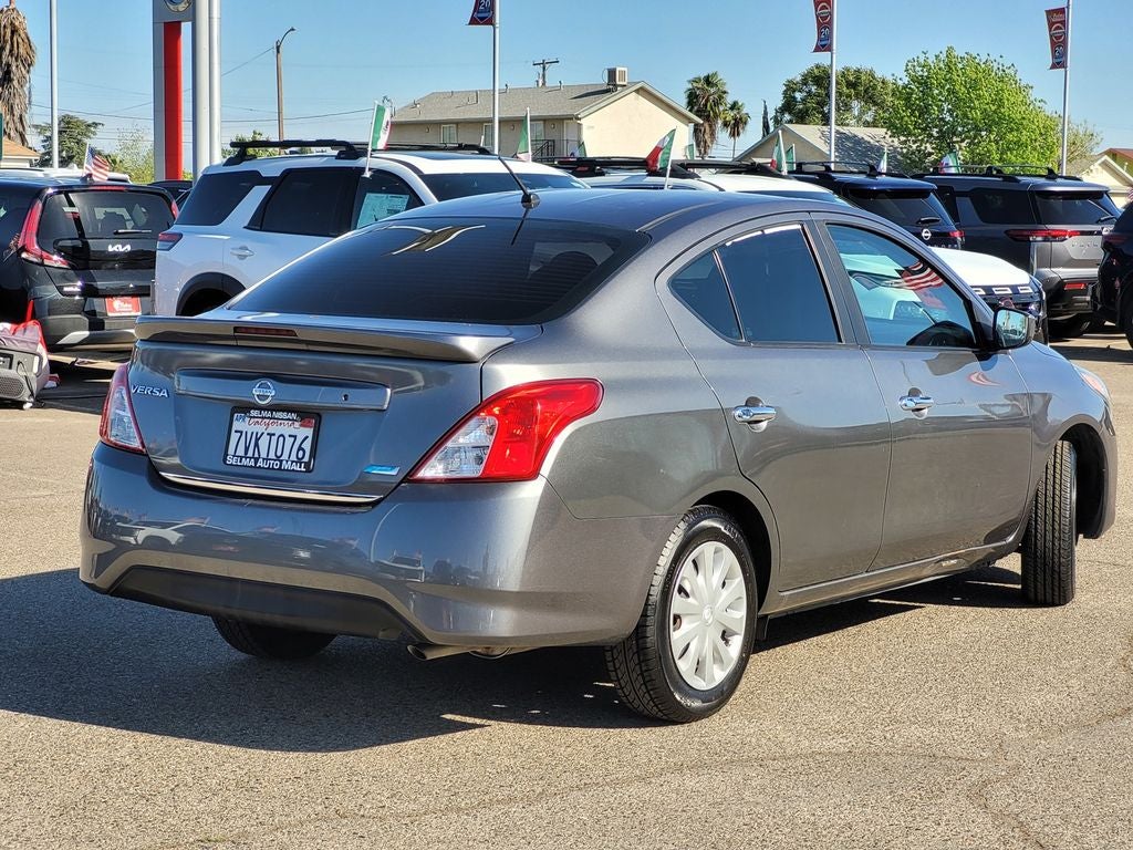 2016 Nissan Versa 1.6 SV