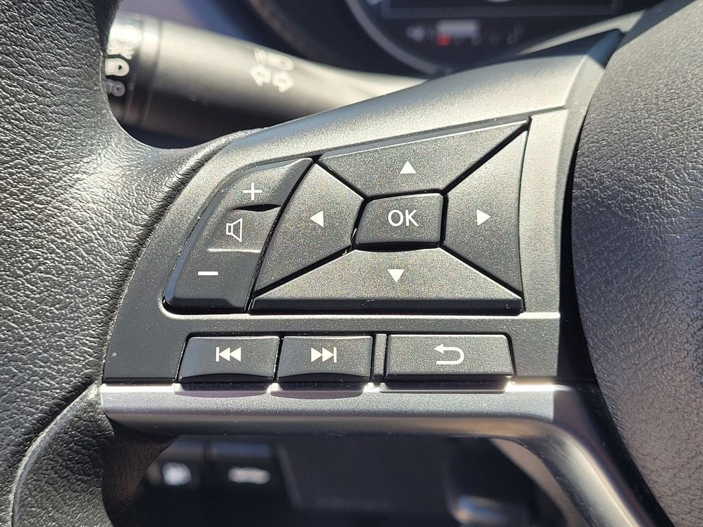 2024 Nissan Versa 1.6 SV