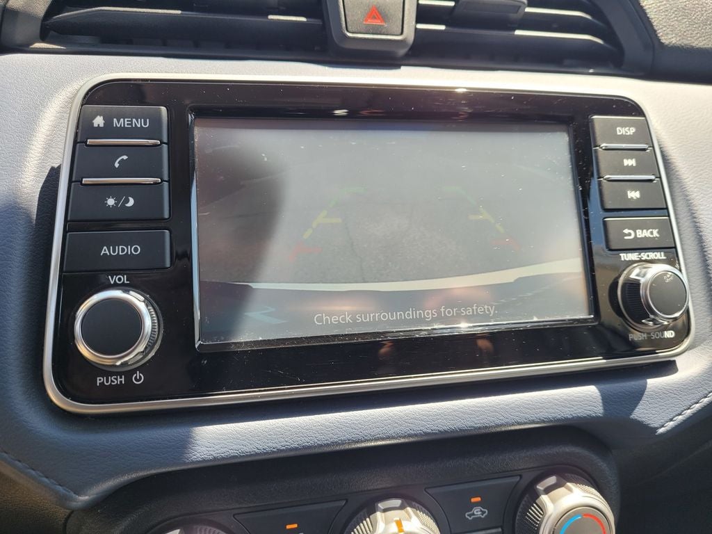 2024 Nissan Versa 1.6 SV
