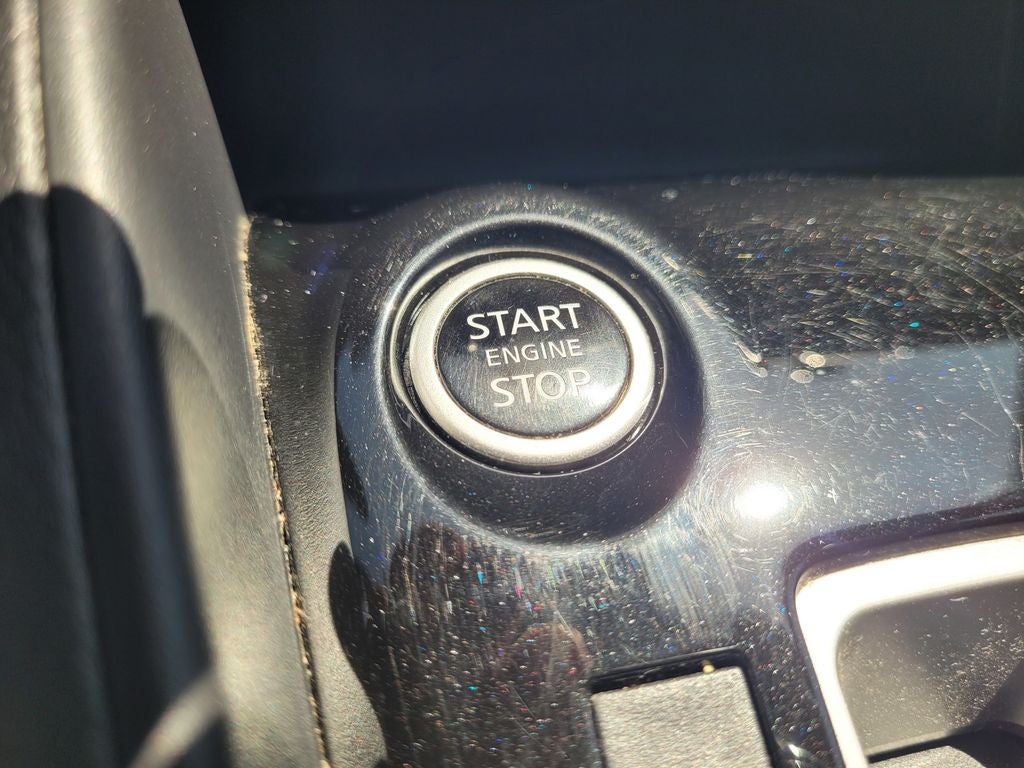 2024 Nissan Versa 1.6 SV