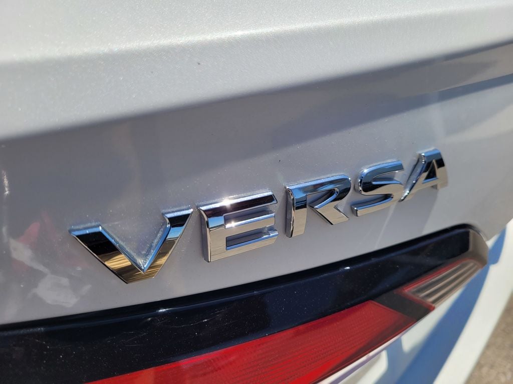 2024 Nissan Versa 1.6 SV
