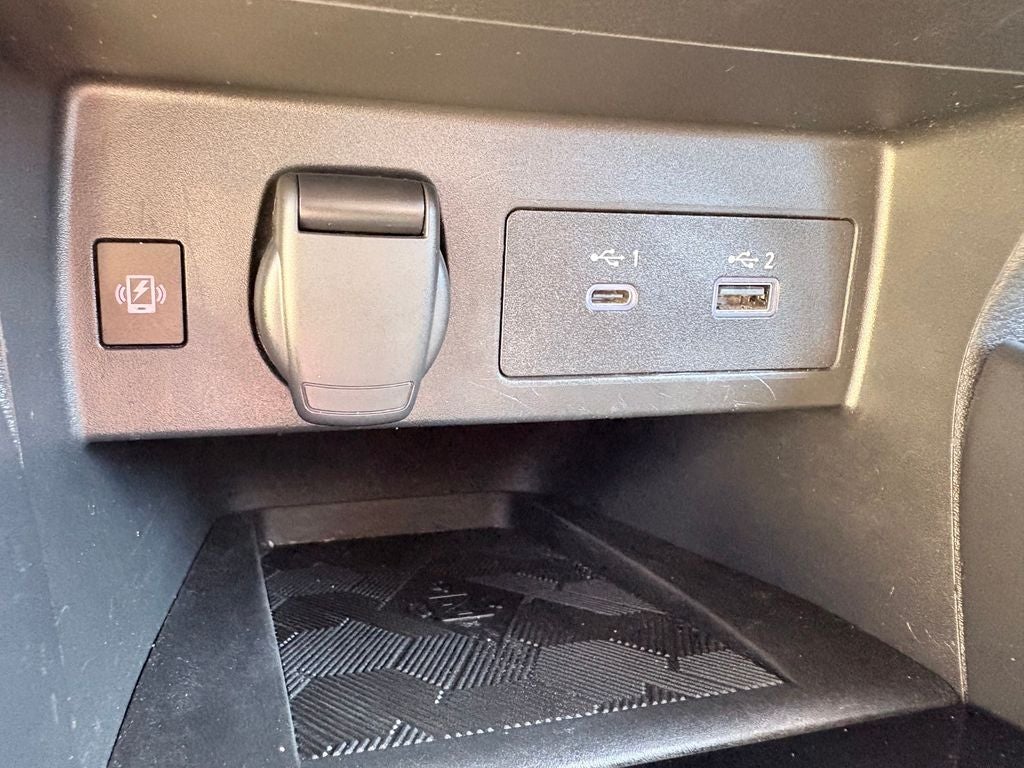 2024 Nissan Versa 1.6 SR