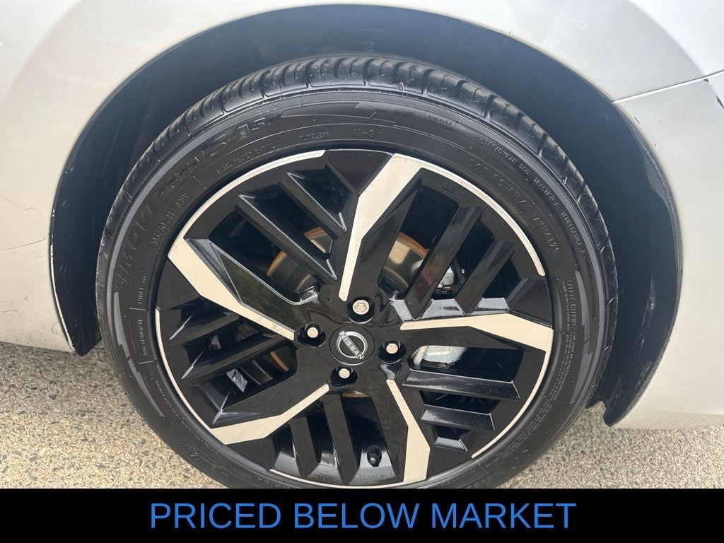 2024 Nissan Versa 1.6 SR