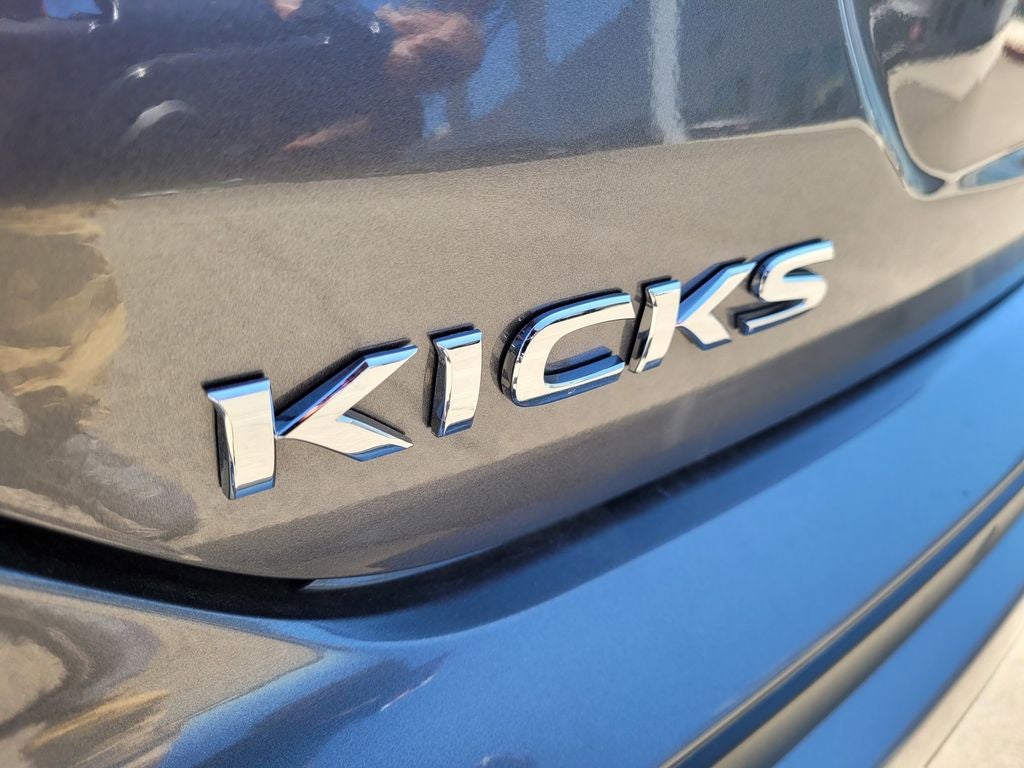 2024 Nissan Kicks S