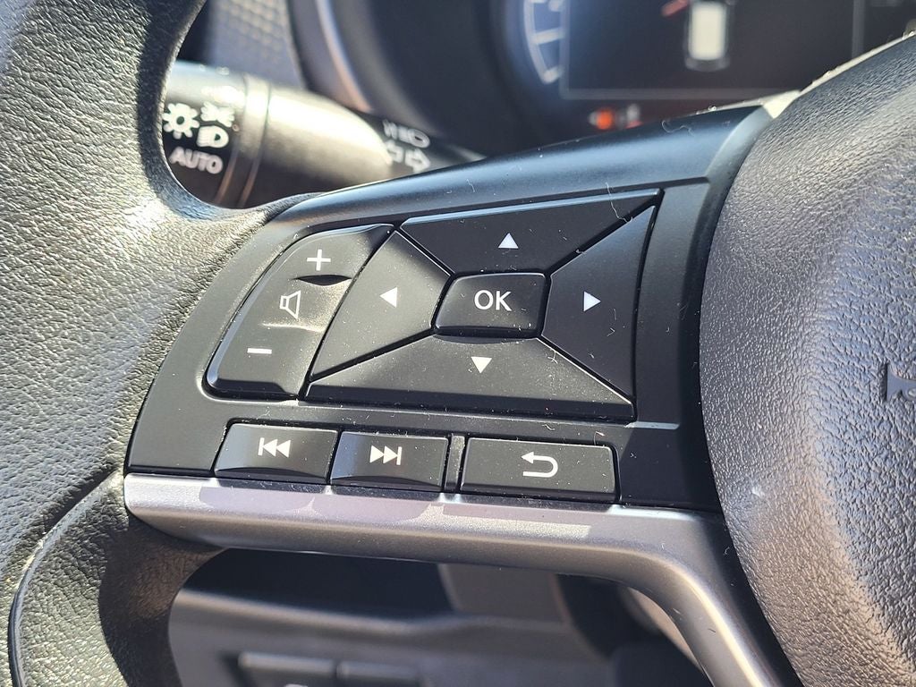 2022 Nissan Kicks SV