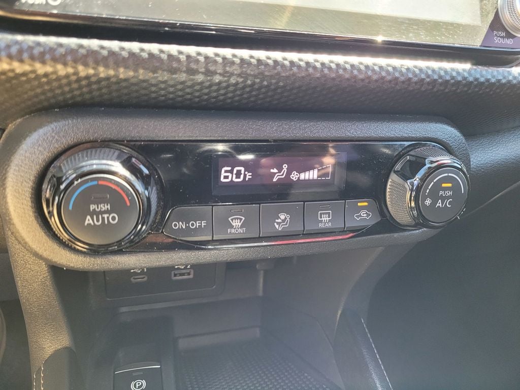 2022 Nissan Kicks SV