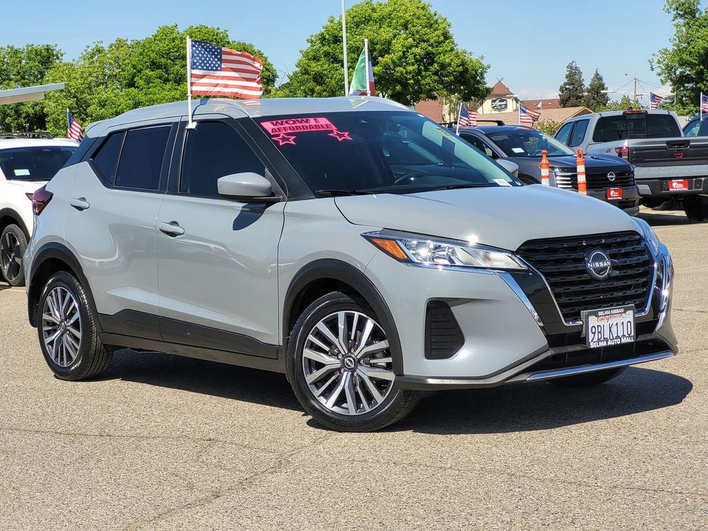 2022 Nissan Kicks SV