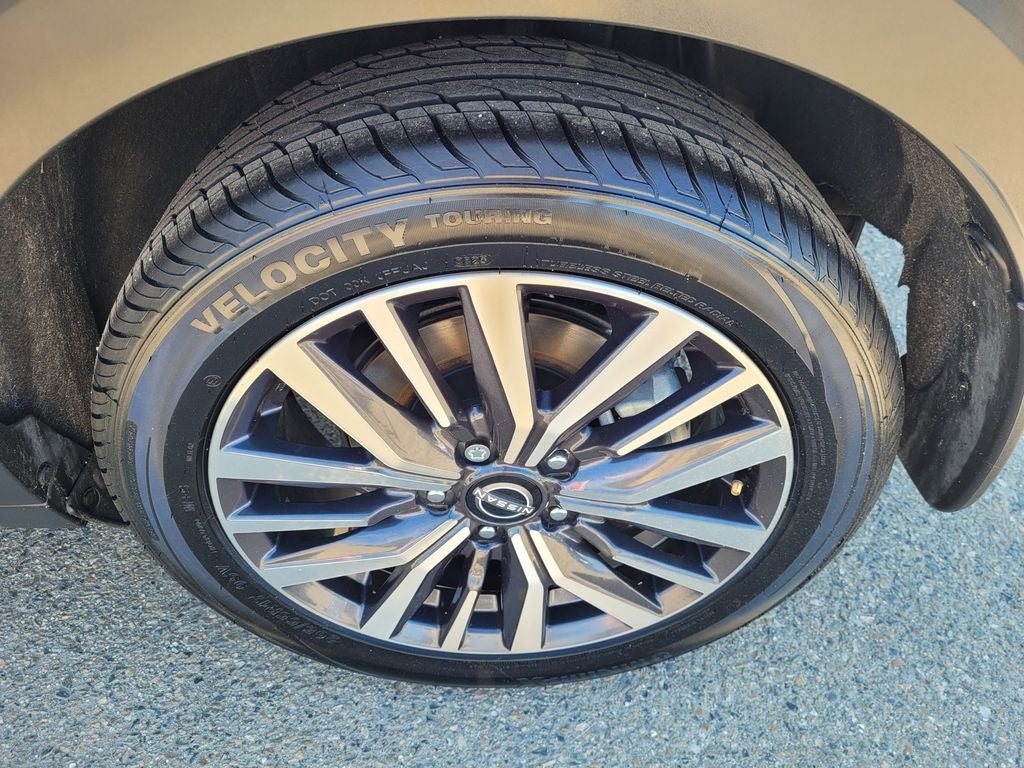 2022 Nissan Kicks SV