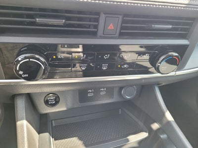 2025 Nissan Rogue S