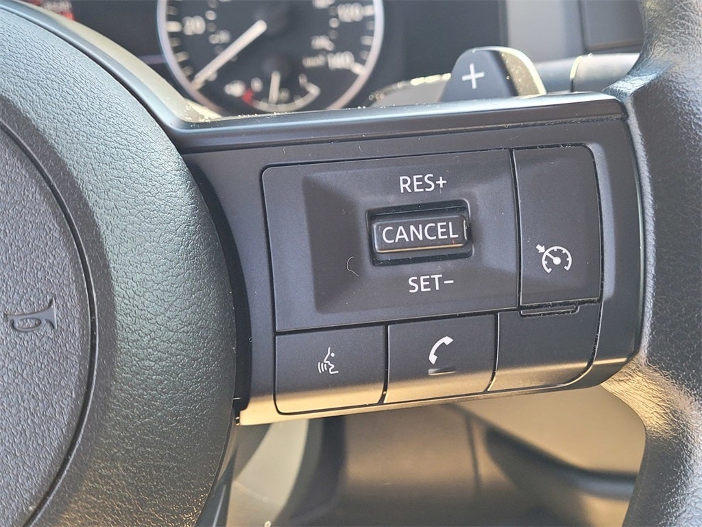 2024 Nissan Pathfinder S