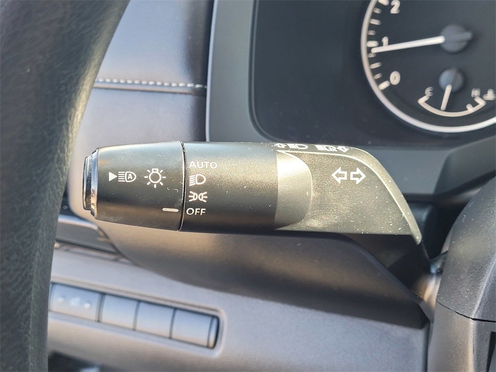 2024 Nissan Pathfinder S