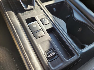 2024 Nissan Pathfinder S