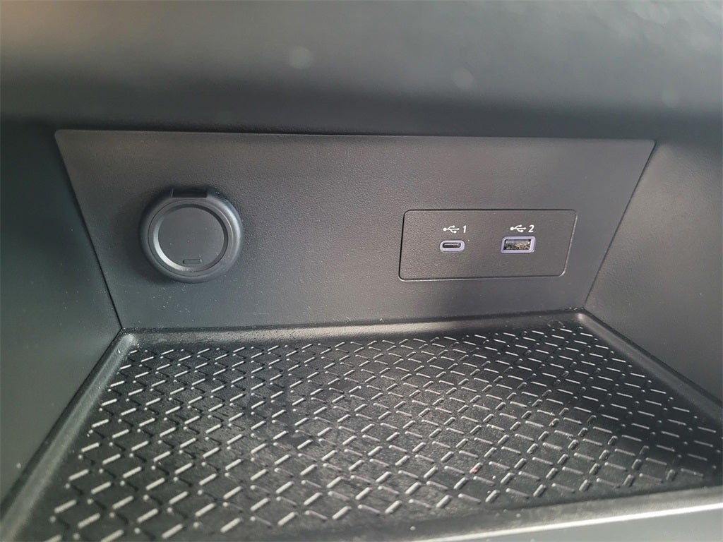 2025 Nissan Pathfinder S